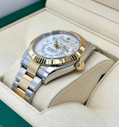Rolex Sky-dweller New 2024 Sky-dweller 42mm 336933 Two-tone Oyster White Dial