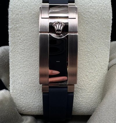 Rolex Daytona Rose Gold Daytona Chocolate Dial Unworn