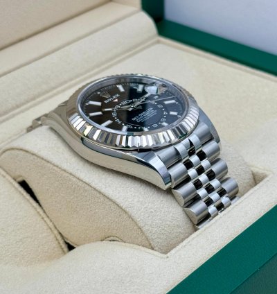 Rolex Sky-dweller New 2024 Sky-dweller 42mm 336934 Stainless Steel Jubilee Black Dial
