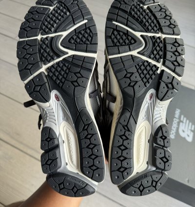 Basketcase Gallery New Balance 1906a