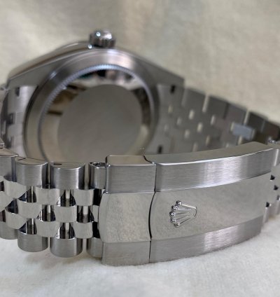 Rolex Sky-dweller New 2024 Unworn Sky-dweller Steel Jubilee Blue Index Dial 336934 Full Set