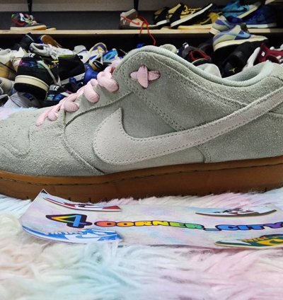 Nike Sb Dunk Low Island Green Gum