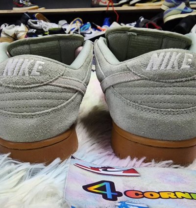 Nike Sb Dunk Low Island Green Gum