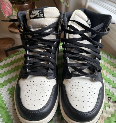 Jordan Mocha 11 - Great Condition