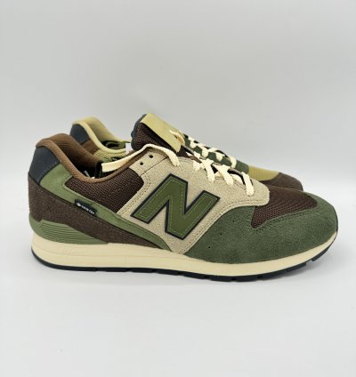 Beams New Balance 996 Mismatch Gore-tex
