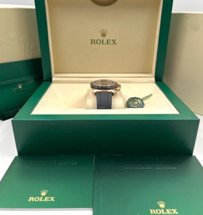 Rolex Daytona Rose Gold Oysterflex Black Dial 116515ln Box Papers 2023