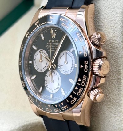 Rolex Daytona Rose Gold Oysterflex Black Dial 126515ln Unworn 2024