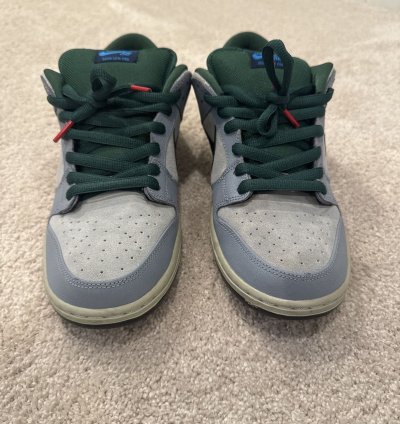 Nike Sb Dunk Low Maple Leaf