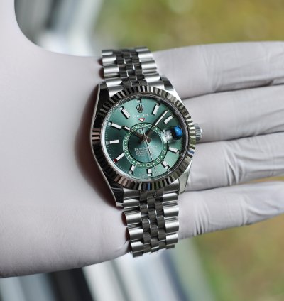 Rolex Sky-dweller New 2025 April 336934 Green Jubilee Steel 42 Mm