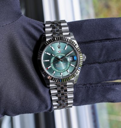 Rolex Sky-dweller New 2025 April 336934 Green Jubilee Steel 42 Mm