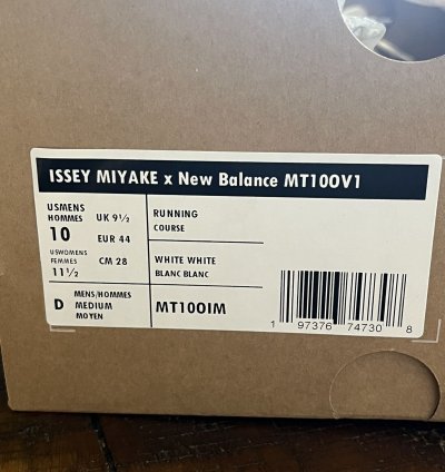 Issey Miyake New Balance Mt10ov1 White