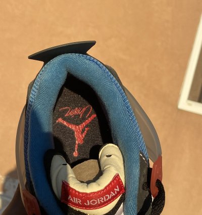 Jordan Unio 4