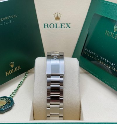 Rolex Sky-dweller New 2025 Mint Green Dial Oyster Bracelet - Fluted Bezel 42mm Stainless Steel