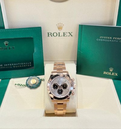 Rolex Daytona Rose Gold Sundust Black Dial 2024