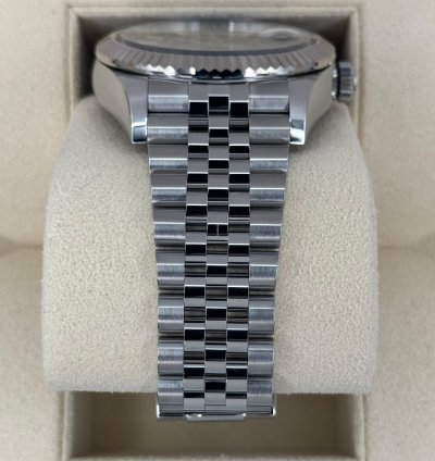 Rolex Sky-dweller New 2025 Sky-dweller 42mm 336934 Jubilee Blue Dial