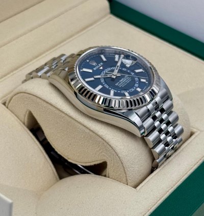 Rolex Sky-dweller New 2025 Sky-dweller 42mm 336934 Jubilee Blue Dial