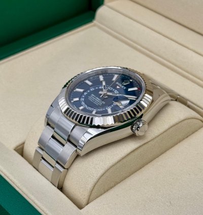 Rolex Sky-dweller New 2025 Sky-dweller 42mm 336934 Stainless Steel Oyster Blue Dial