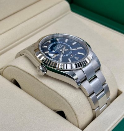 Rolex Sky-dweller New 2025 Sky-dweller 42mm 336934 Stainless Steel Oyster Blue Dial