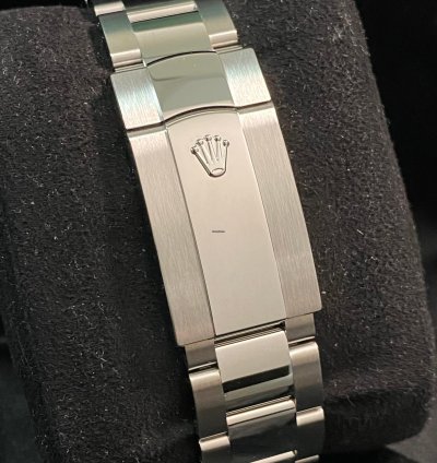 Rolex Sky-dweller New 2025 Unworn Sky-dweller Steel Mint Green Dial Fluted Bezel 336934 Full Set