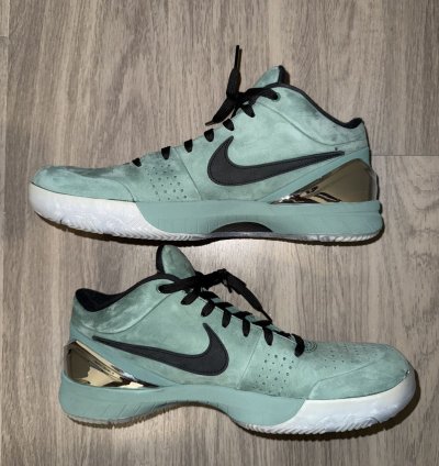 Kobe 4 Girl Dad