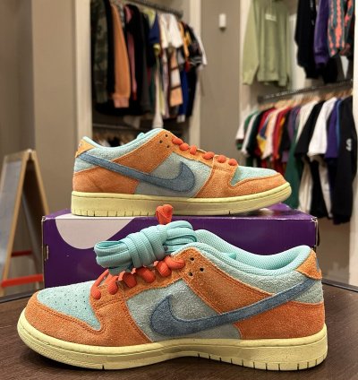 Nike Sb Dunk Low Orange Emerald Rise