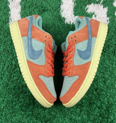 Nike Sb Dunk Low Orange Emerald Rise Men Size 10 New