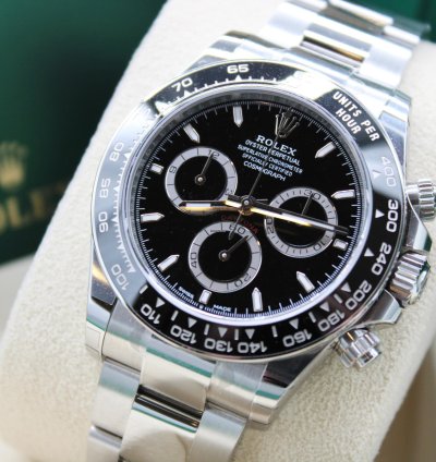 Rolex Daytona Schwarz - 126500ln - Lc100 02 2025 - Neu Ungetragen - Full Set