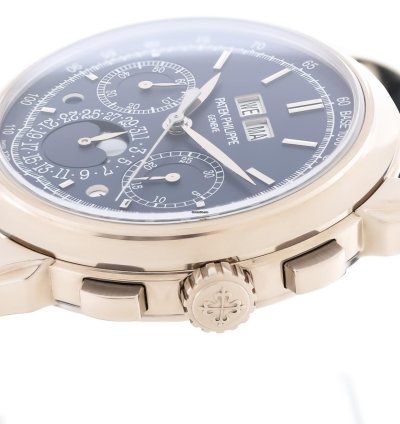 Patek Philippe Perpetual Calendar Chronograph Ref 5270g-014 18k White Gold Blue Chin Dial Box Papers Bj-2014