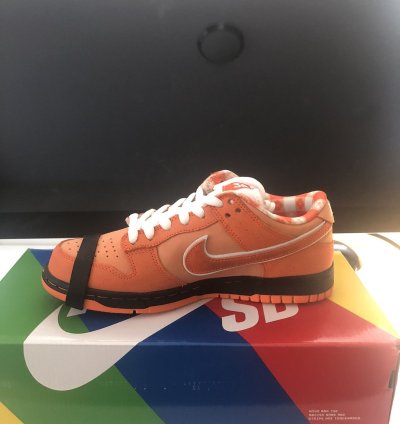 Nike Sb Dunk Low Orange Lobster