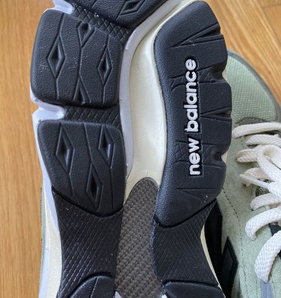 Jjjjound New Balance 990v3 Olive