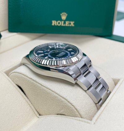 Rolex Sky-dweller New 336934 Sky-dweller Blue Dial Stainless Steel 42mm Oyster Bracelet