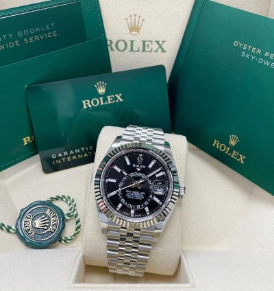 Rolex Sky-dweller New Complete 336934 Sky-dweller Black Dial Stainless Steel 42mm Jubilee Bracelet