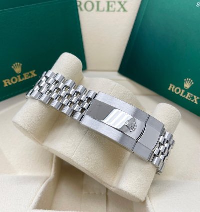 Rolex Sky-dweller New Complete 336934 Sky-dweller Black Dial Stainless Steel 42mm Jubilee Bracelet