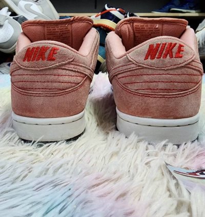 Nike Sb Dunk Low Pink Pig