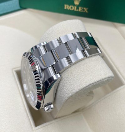 Rolex Sky-dweller New Complete 336934 Sky-dweller Black Dial Stainless Steel 42mm Oyster Bracelet