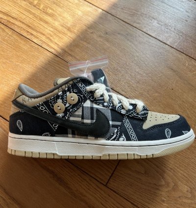 Nike Sb Dunk Low Prm Qs Sz9 Travis Scott Friends Family