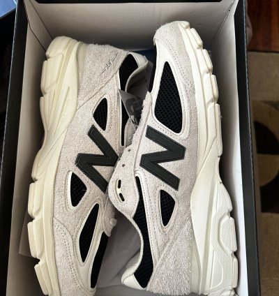 Joe Fresh Goods New Balance 990v4 Intro