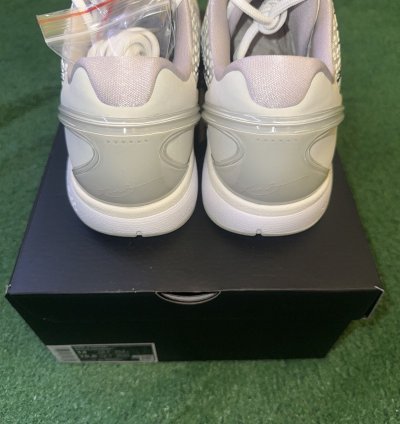 Kobe Vi Protro