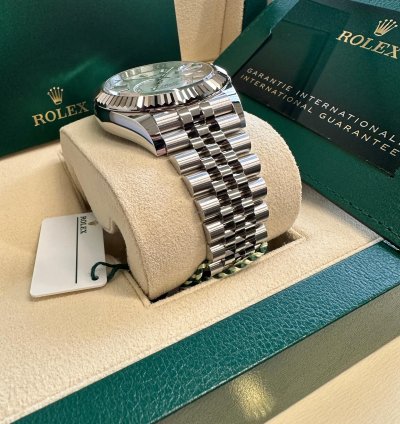 Rolex Sky-dweller New Reference 2024 White Dial Jubilee Bracelet Stainless Steel Fluted Bezel 42