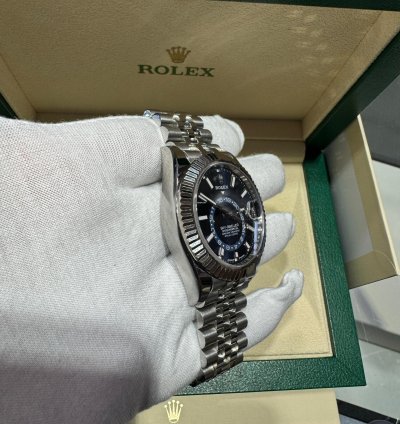 Rolex Sky-dweller New Release 336934 Sky-dweller Blue Dial Stainless Steel 42mm Jubilee Bracelet