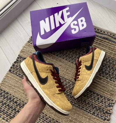 Nike Sb Dunk Low Pro City Of Cinema Skate Shoes Very Rare