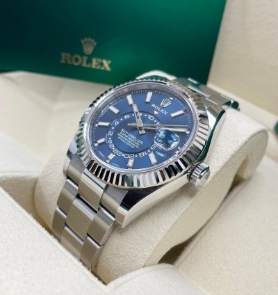 Rolex Sky-dweller New Sky-dweller Blue Dial 326934 Oyster Bracelet 42mm Stainless Steel Watch