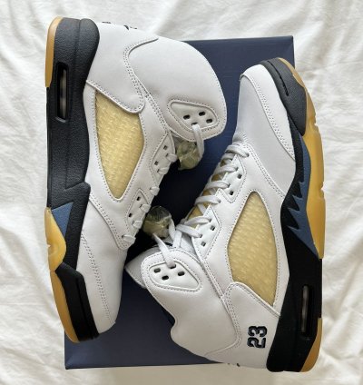 Ma Mani Re Wmns Air Jordan 5 Retro Dawn