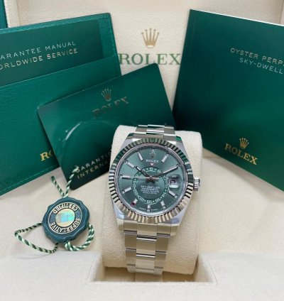 Rolex Sky-dweller New Sky-dweller Mint Green Dial 336934 Oyster Bracelet 42mm Stainless Steel Watch