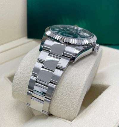 Rolex Sky-dweller New Sky-dweller Mint Green Dial 336934 Oyster Bracelet 42mm Stainless Steel Watch
