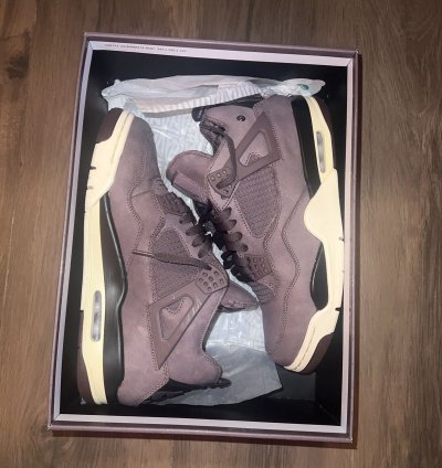 Ma Maniere Jordan 4 Violet Ore