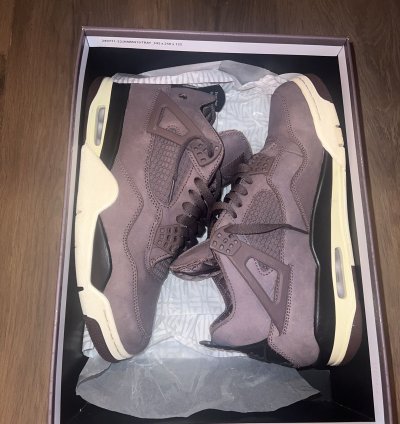 Ma Maniere Jordan 4 Violet Ore