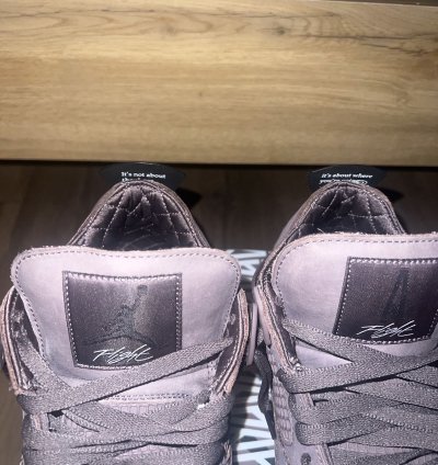 Ma Maniere Jordan 4 Violet Ore