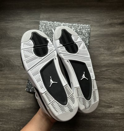 Aj4 Air Jordan 4 Retro Military Black White Sneakers