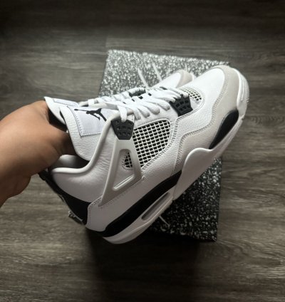 Aj4 Air Jordan 4 Retro Military Black White Sneakers